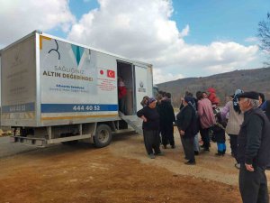 Başkan Tören: “Mobil sağlık ekibimiz, deprem bölgesinde önemli bir görev üstlendi”