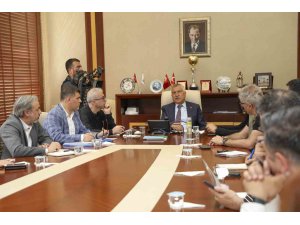 Başkan Karalar, "Deprem Dirençli Adana" için bilim insanlarıyla çalışma başlattı