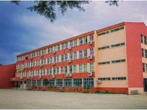 Kozan’da 3 okul ve bir yurt binasında eğitim verilmeyecek