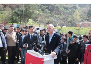 İlk ders zilini Bakan Soylu çaldı: "Sizleri bu yarışta geride bırakmayacağız"