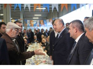 Dışişleri Bakanı Çavuşoğlu: "Masayı kendimiz kuruyoruz, istemediğimiz masayı da yıkıp atıyoruz"