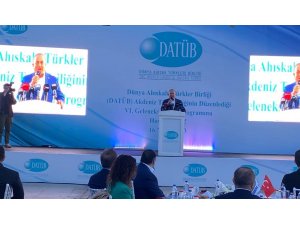 Bakan Çavuşoğlu: “Türkiye’de bulunan Ahıska Türklerinin hepsine vatandaşlık vereceğiz”