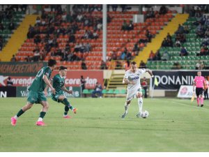 Spor Toto Süper Lig: Corendon Alanyaspor: 0 - Konyaspor: 3 (Maç sonucu)