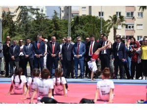 19 Mayıs Atatürk’ü Anma, Gençlik ve Spor Bayramı Antalya’da coşkuyla kutlandı