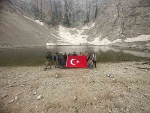 Efsanelere konu olan Ali Gölü’nde ezan sesi yankılandı