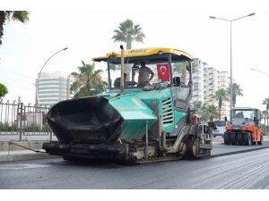 Tarsus Belediyesi birçok mahallede yol çalışmalarını sürdürüyor