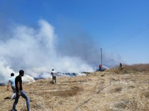 Mersin’de tarım arazisinde çıkan yangın söndürüldü