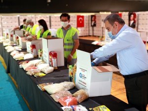 Büyükşehir Belediyesi ihtiyaç sahiplerinin yanında