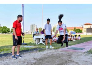 Kır Çiçekleri Projesi yeni sporcularını seçiyor