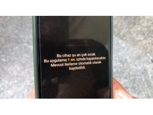 Aşırı sıcaklar cep telefonlarını çalışamaz hale getirdi, vatandaşları bunalttı