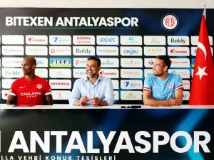 Naldo Pereira ve Sander Van de Streek, Antalyaspor’da