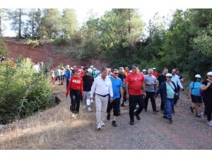 Toroslar’da Avrupa Hareketlilik Haftası doğa yürüyüşüyle başladı