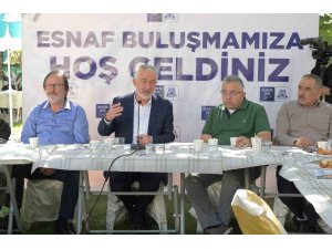 Esnaf: "Üreten bir belediye başkanına sahibiz"