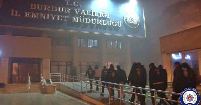 Burdur Emniyetinin 10 günlük asayiş çalışmalarında 41 şahıs tutuklandı