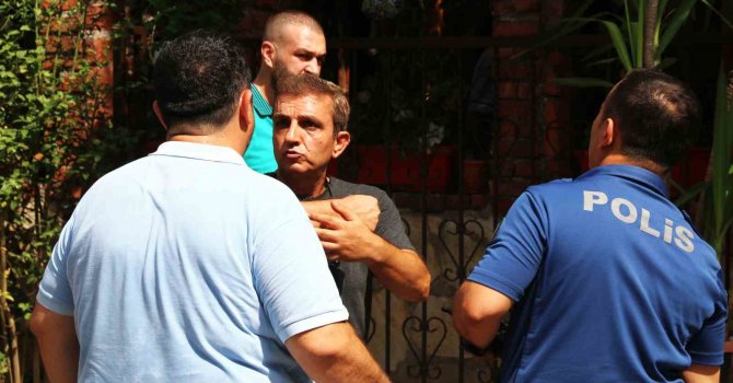 Antalya’da turistik işletmede ‘papağan’ gerginliği