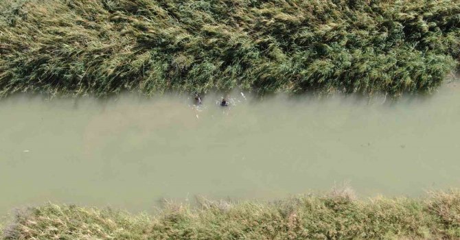 Serinlemek için girdiği sulama kanalında kaybolan çocuğun cesedi bulundu