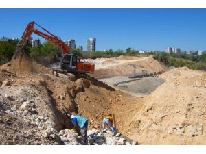 Mersin’de 2. Çevre Yolu’nun ikinci etap çalışmaları sürüyor