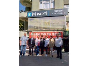 Burdur İYİ Parti’de 15 kişi istifa etti