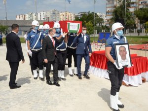 Tedavi Gördüğü Hastanede Vefat Eden Polis Memuru Defnedilmek Üzere Hatay İline Uğurlandı