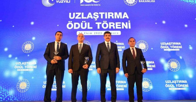 Osmaniye Cumhuriyet Başsavcısı Arısoy’a "uzlaştırma" ödülü