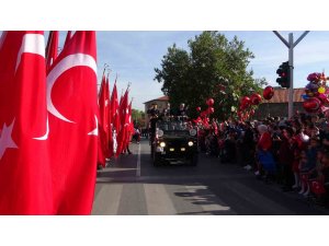 Isparta’da Cumhuriyetin 100’üncü yılı coşkuyla kutlandı