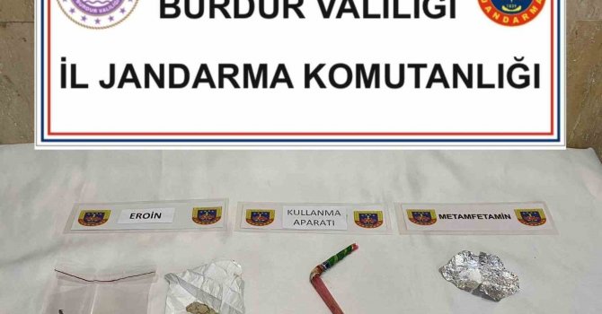 Burdur’da jandarma ekiplerinden uyuşturucu operasyonu: 2 şahıs tutuklandı