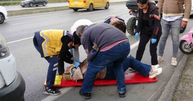 Aracın aynasına çarpan motosiklet 20 metre sürüklendi: 1 yaralı