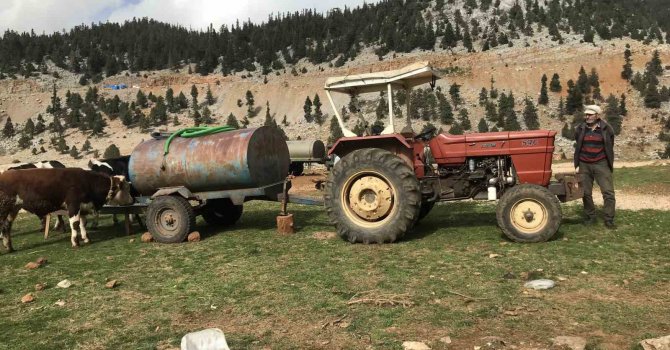 Antalya’da Yörüklerin yayla dönüşü başladı