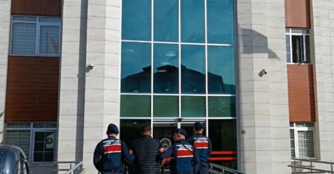 Burdur’da jandarmanın genel asayiş çalışmasında 5 kişi tutuklandı