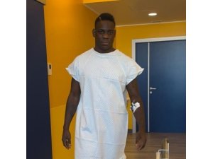 Mario Balotelli ameliyat oldu