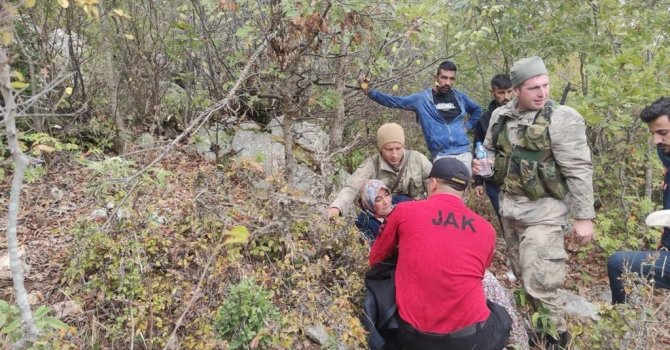 Kayıp kadın, evinin 5 kilometre ilerisinde bulundu