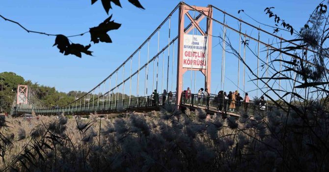 Adana’da köprüde vahşet: 2 genç bıçaklanarak öldürüldü