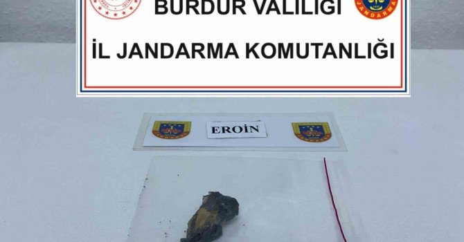 Burdur’da jandarmadan kaçakçılık operasyonu: 5 şüpheli tutuklandı