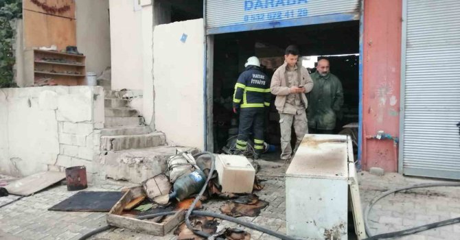 Hatay’da çıkan ev yangınına itfaiye müdahale etti