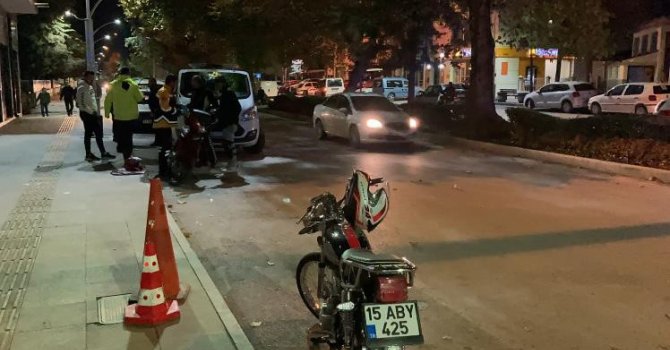 Burdur’da motosikletler çarpıştı: 1 yaralı