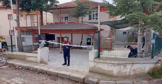 Husumetlilerin kavgasında kan aktı: 1 ölü