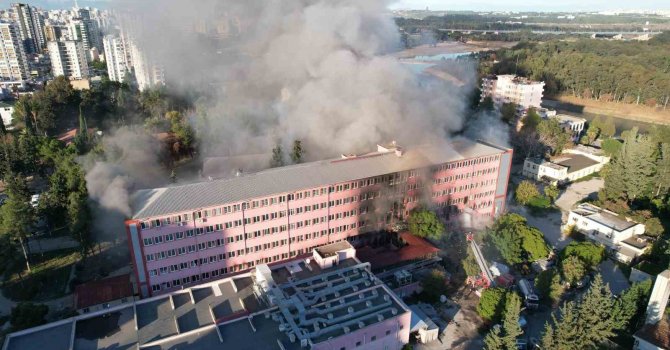 Hastane yangını dron ile görüntülendi