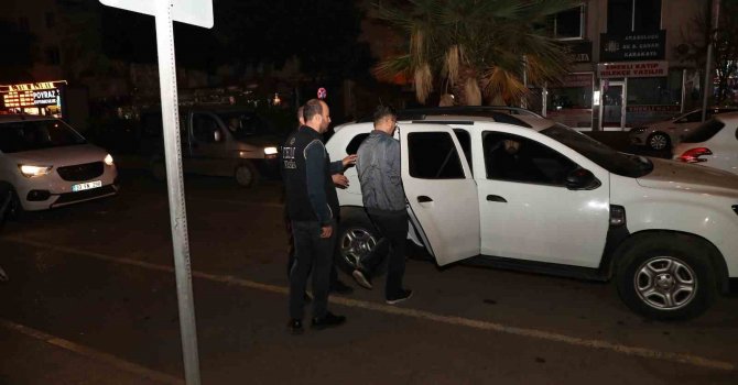 Aranan FETÖ’cü Mersin’de yakalandı