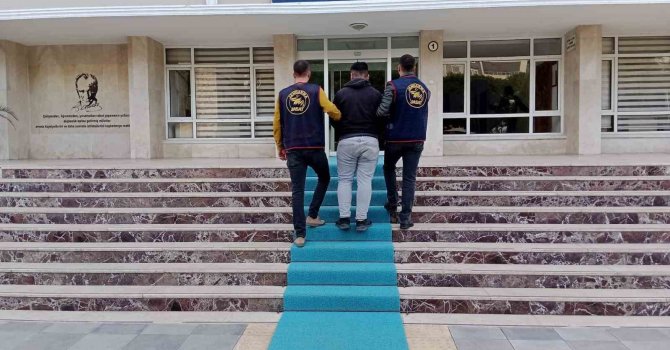 Mersin’de çeşitli suçlardan aranan 62 kişi tutuklandı