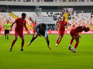 Trendyol Süper Lig: Adana Demirspor: 2 - Antalyaspor: 1 (Maç sonucu)