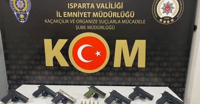 Isparta’da silah kaçakçılığı operasyonu