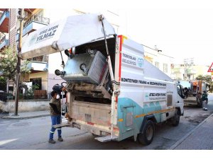 Toroslarda çöp konteynerlerine yönelik dezenfekte çalışması gerçekleştirildi