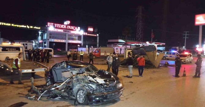 Adana’da otomobil ile kamyonet çarpıştı: 1 ölü, 3 yaralı