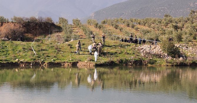 Kayıp yaşlı adam dere yatağında ölü bulundu