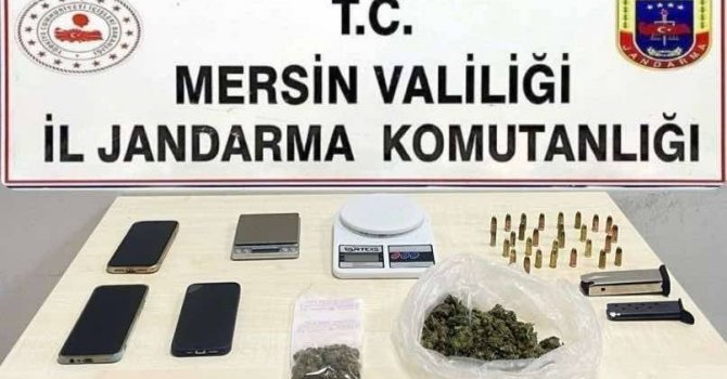 Mersin’deki uyuşturucu operasyonunda 4 şüpheli yakalandı