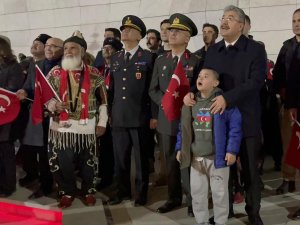 Osmaniye’nin kurtuluşu fener alayıyla kutlandı