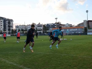 Alanyaspor, kupa maçı hazırlıklarına başladı