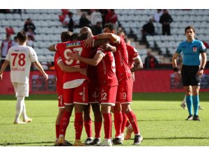 Ziraat Türkiye Kupası: Antalyaspor: 2 - Pendikspor: 1 (Maç sonucu)