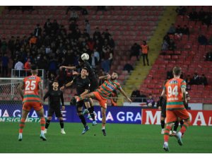 Trendyol Süper Lig: Hatayspor: 1 -  Alanyaspor: 1 (Maç sonucu)