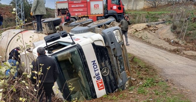 Osmaniye’de beton mikseri devrildi: 1 yaralı